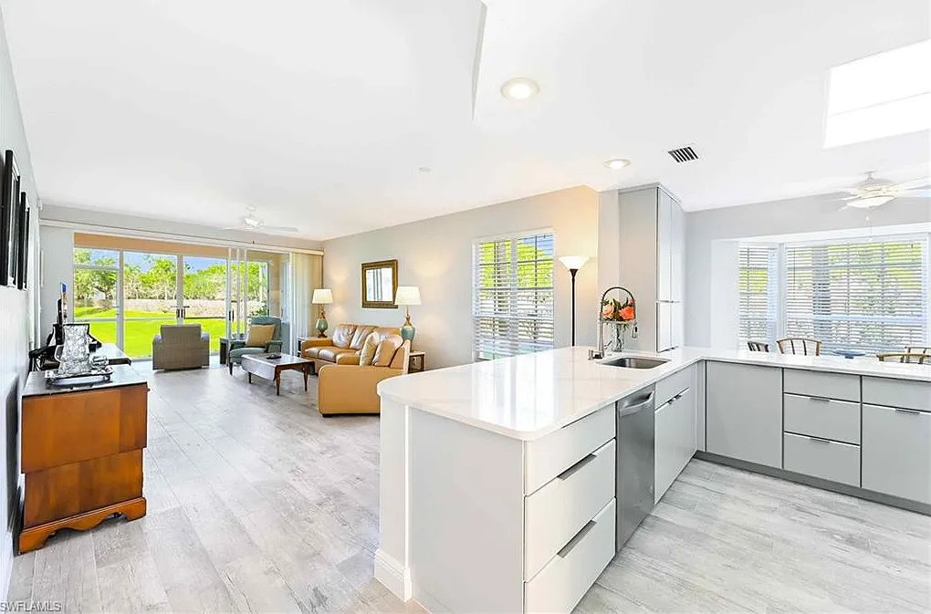 2 bed, 2.0 bath, 1487 sqft, $6,000 — Photo 2