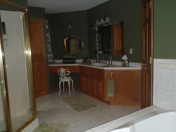 Master Bathroom 1 of 2