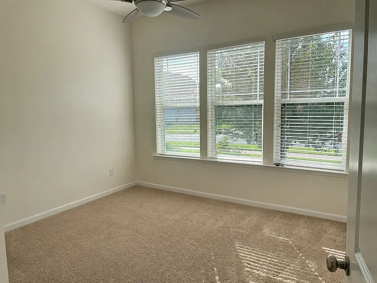 29662 Riverstone Dr — Photo 6