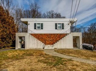 60 Star Lake Rd #7, Bloomingdale, NJ 07403