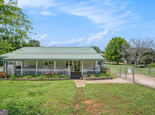 92 Hillcrest Rd, Covington, GA 30016