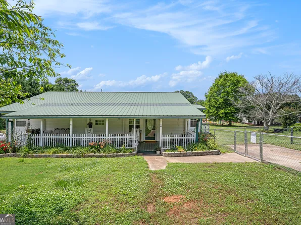 92 Hillcrest Rd, Covington, GA 30016