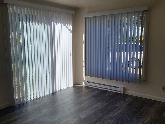 5th image of 1420 S 6th Ave