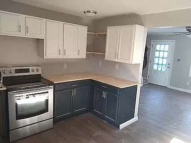 4311 Gary Ln — Photo 3