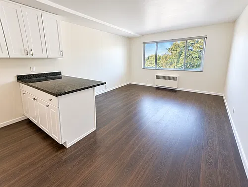 Floor plan 607