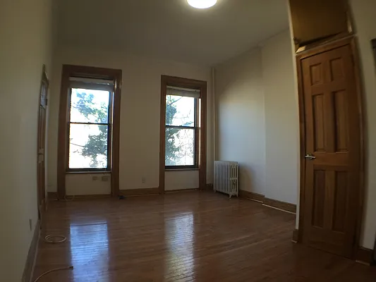 Rented by Francine Realty | media 15