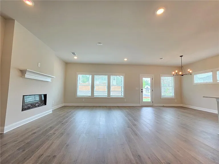 3158 Sweet Red Cir — Photo 14