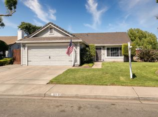 817 Cathedral Ln, Modesto, CA 95351
