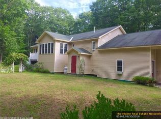 2 Blueberry Ln, Topsham, ME 04086
