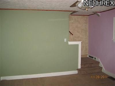 4th image of 1396 Tonawanda Ave