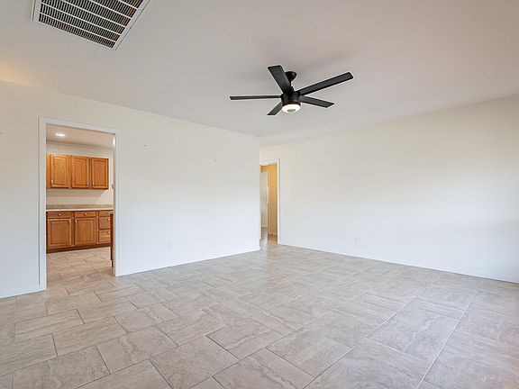 3rd image of 10802 W Hope Dr