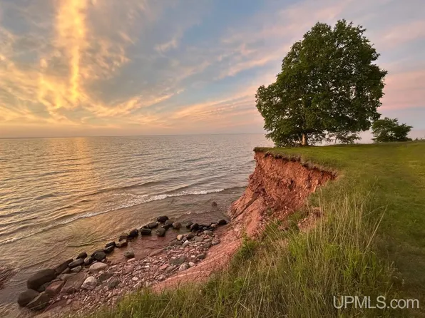 4 County Rd, Big Bay, MI 49808