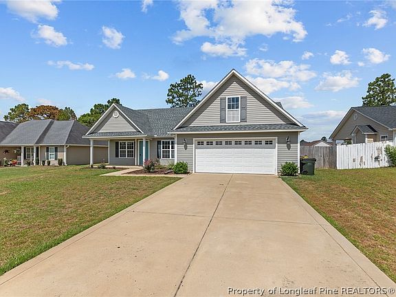 3rd image of 4012 Princess Amelia Ln