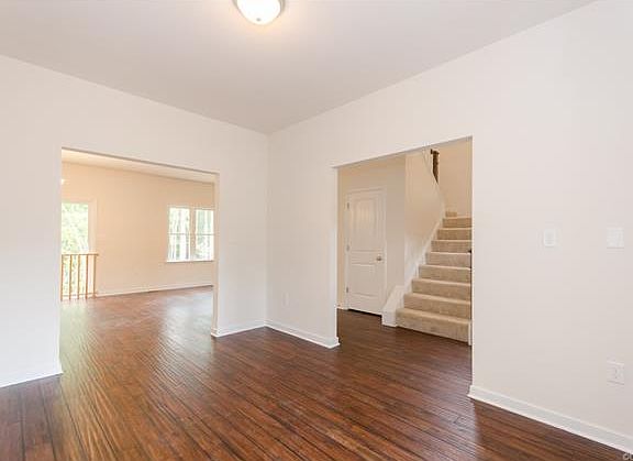 4th image of 11841 St Audries Dr