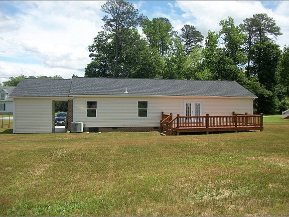 2nd image of 104 Arrowhead Ct
