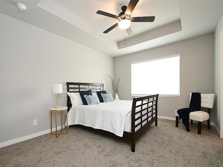 8121 S 198th Ave — Photo 18