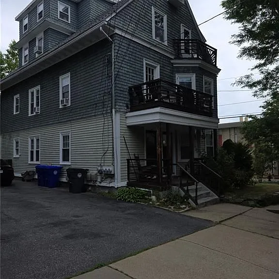 140 Larch St — Photo 2