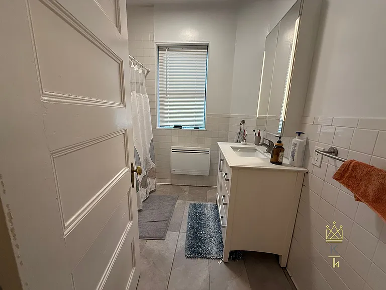 10 Park St #1 — Photo 11