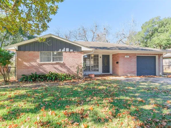610 S Belknap Street, Sugar Land, TX 77478
