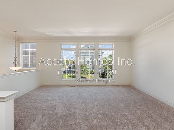 3rd image of 2562 Basin View Ln
