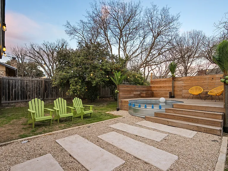10803 Burnwood Dr — Photo 84