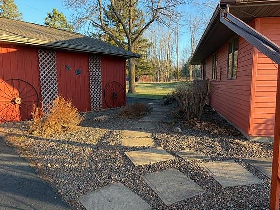 4th image of 30658 Lake Eleven Dr