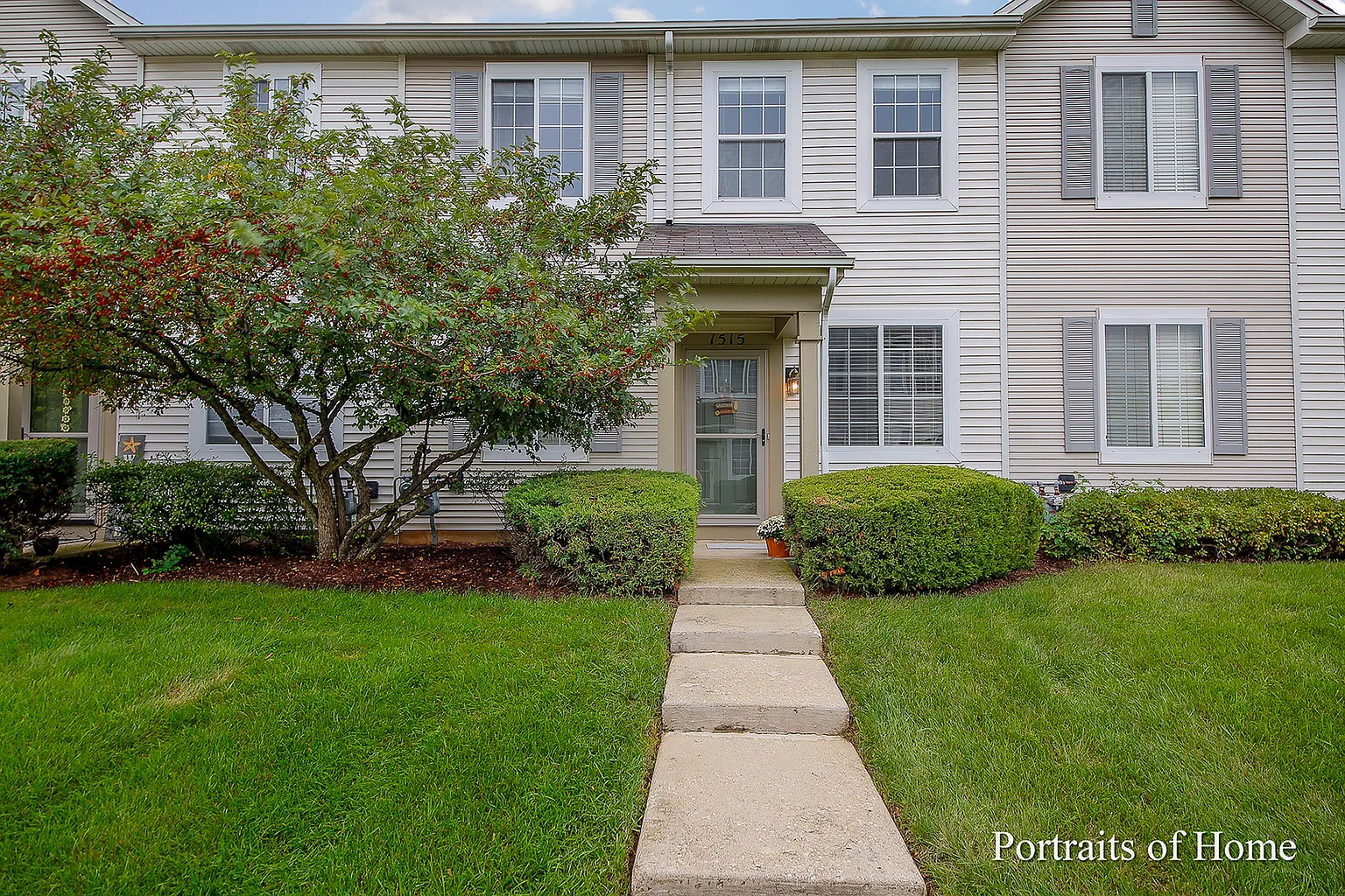 1515 Azalea Cir photo 1