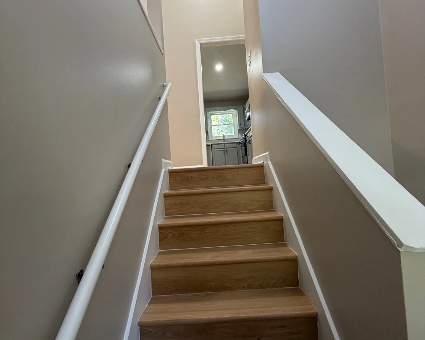 3 bed, 1370 sqft, $2,250 — Photo 3