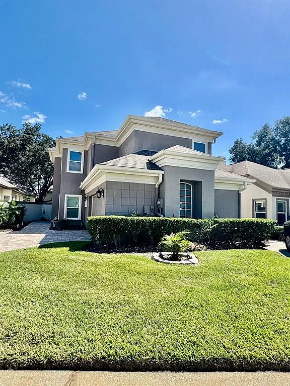 3 bed, 2.5 bath, 2241 sqft, $3,200 — Photo 1