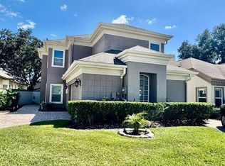 5121 Fairway One Dr, Valrico, FL 33596