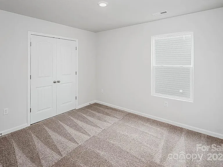 2134 Transatlantic Ave — Photo 6