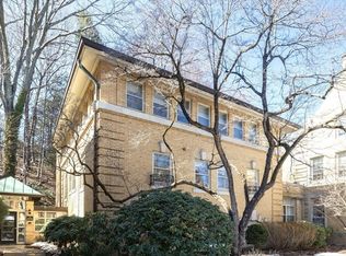 75 Glen Rd APT B-4, Brookline, MA 02445