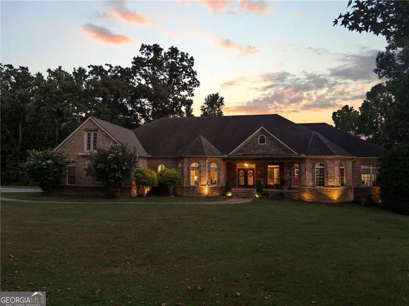 456 E Valley Rd NE, Rydal, GA 30171