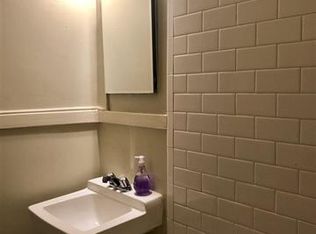 721 N State St #C1, Jackson, MS 39202