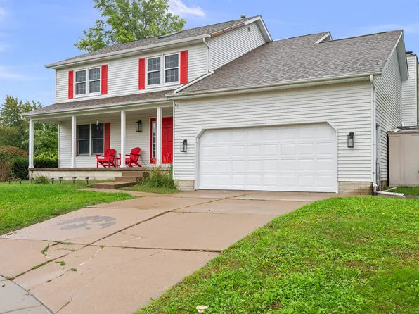 4843 Kynnelworth Dr, Bettendorf, IA 52722