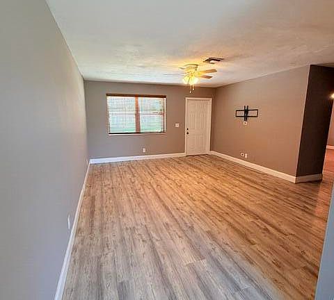 4th image of 4156 Caesar Cir