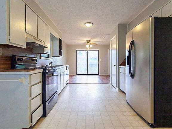 2nd image of 314 Ansley Brook Dr