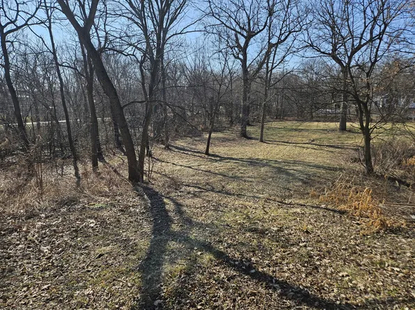 0N636 Sunset Ave, West Chicago, IL 60185