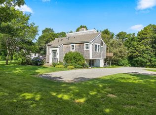 9 Chickawaukee St, Oak Bluffs, MA 02557