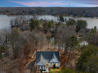 377 Land Or Dr, Ruther Glen, VA 22546