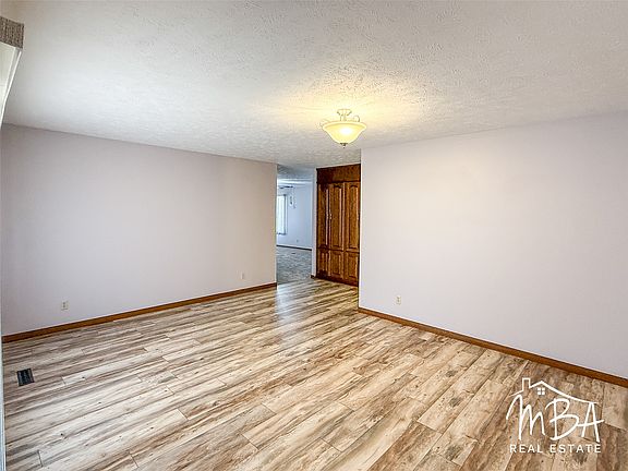 5th image of 801 J C St