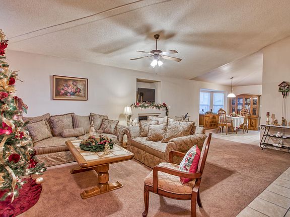 3rd image of 6225 Lovebird Ln