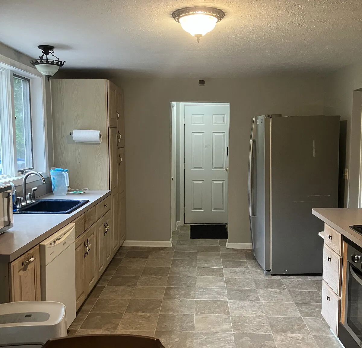 2 bed, 1.5 bath, 1500 sqft, $1,695 — Photo 1