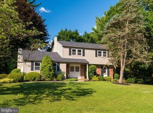 11 Cambridge Rd, Downingtown, PA 19335