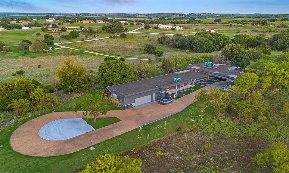 Aerial view of property''s location