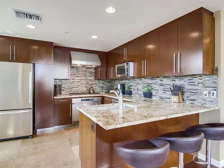 1262 Kettner Blvd #606 — Photo 11