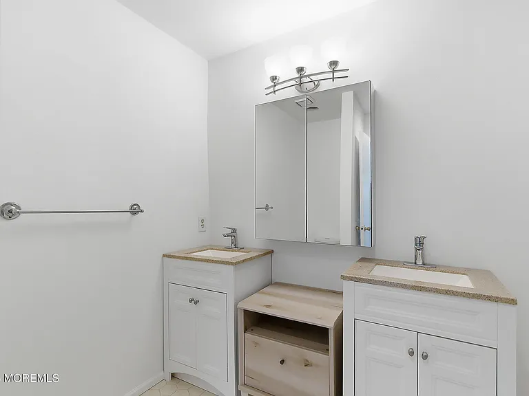 280 Fairfield Pl — Photo 15