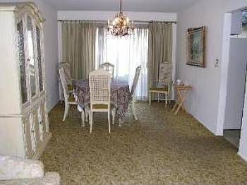 4th image of 442 King Ln