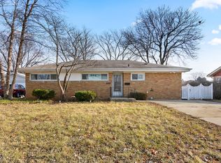 8931 Belleforte Ave, Morton Grove, IL