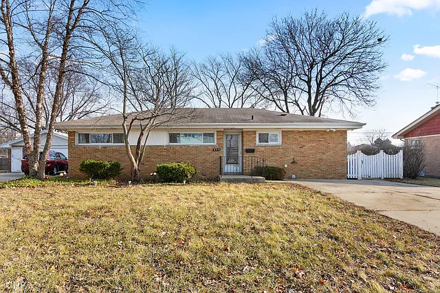 8931 Belleforte Ave photo 1